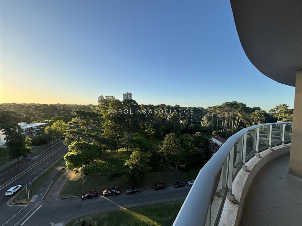 Excelente apartamento con vista 3 dormitorios
