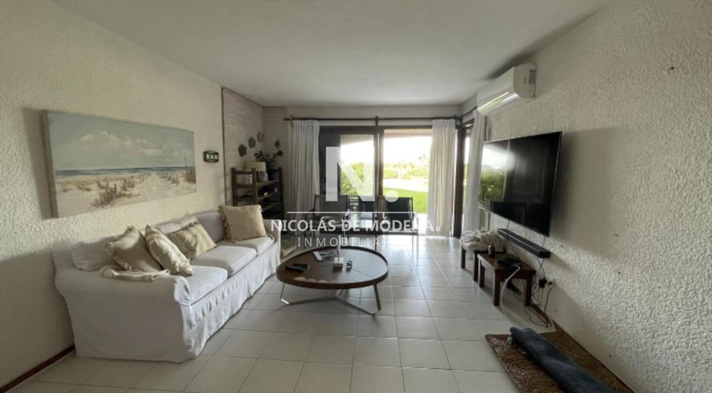 Vende departamento de 3 dormitorios en venta - Manantiales