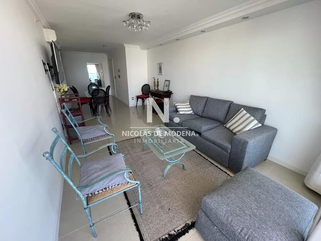 Departamento en venta de 2 dormitorios, zona Del