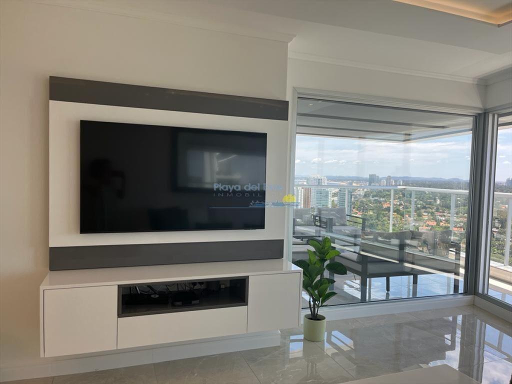 Penthouse en Miami Boulevard 3 dormitorios mas de
