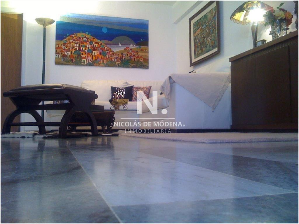 En venta apartamento de 3 dormitorios en Punta