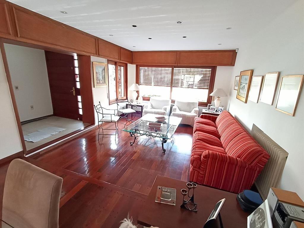 Venta Casa. 4 Dor, estar c/hogar, fondo con parrill, gje x3