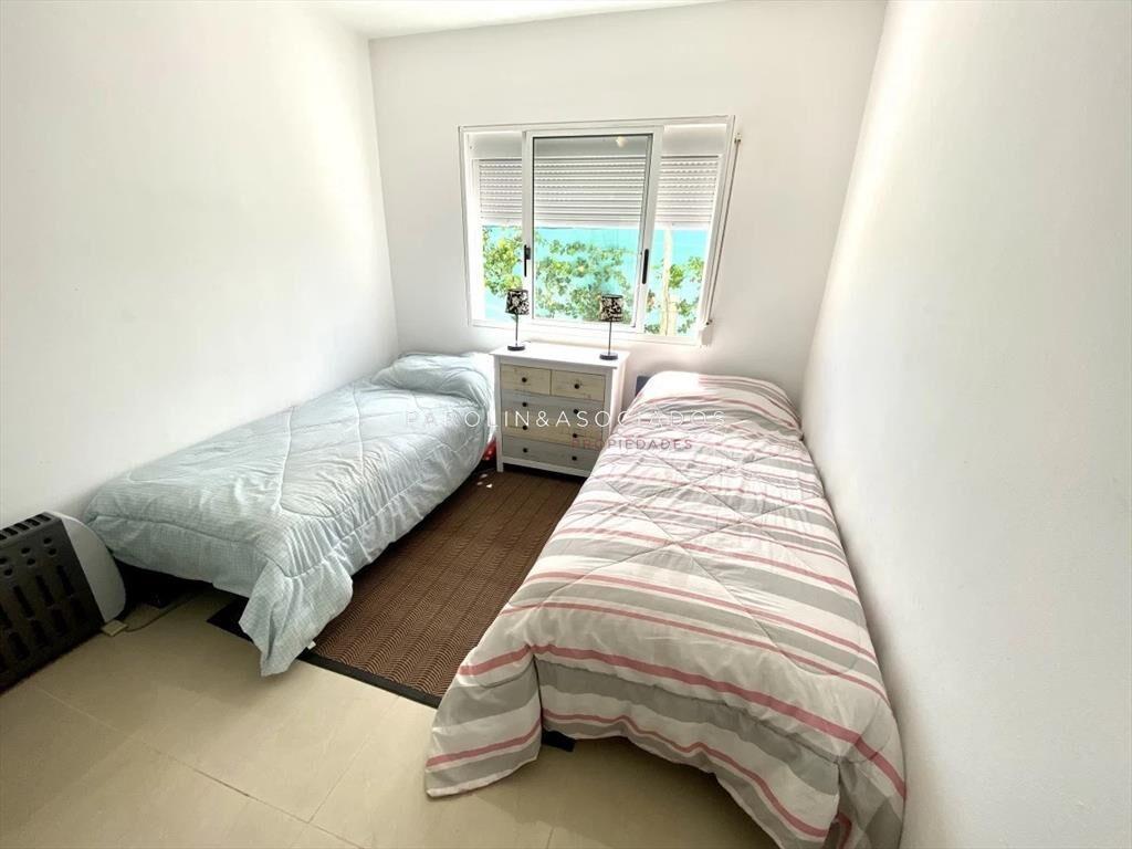 Venta de casa en barrio privado la residence, 4 .