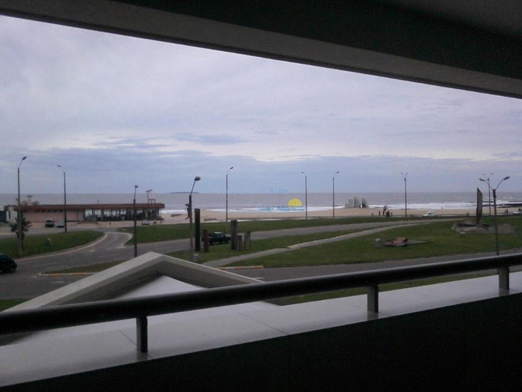 Apartamento en Venta de 3 dormitorios en Punta ,