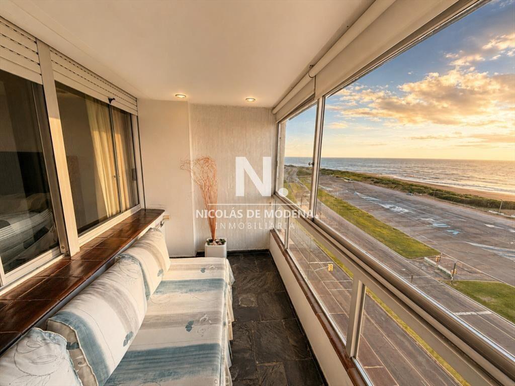 Apartamento de 1 dormitorio en venta, con garage