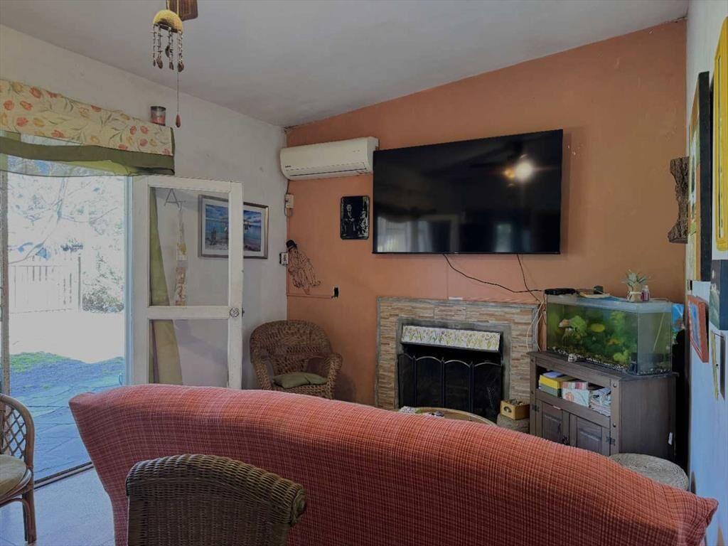 VENDE 2 casas en un padrón 2D Lomas de Solymar