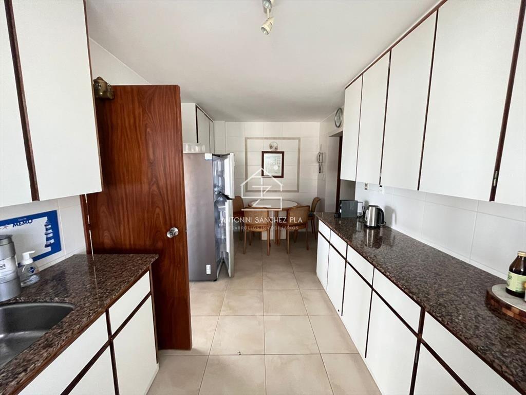 Apartamento con vista al mar