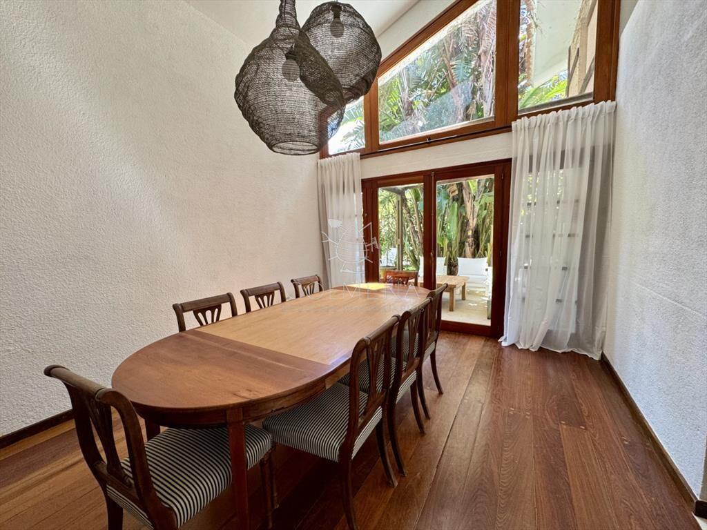Espectacular casa en alquiler ubicado en las de