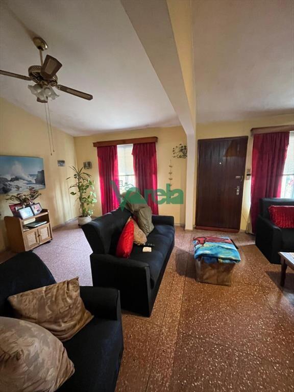 Casa en venta en Salinas, 2 dormitorios, garaje,