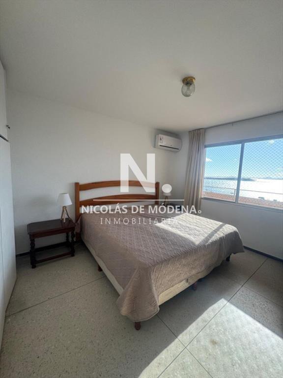 Vende apartamento de 1 dormitorio y medio en del