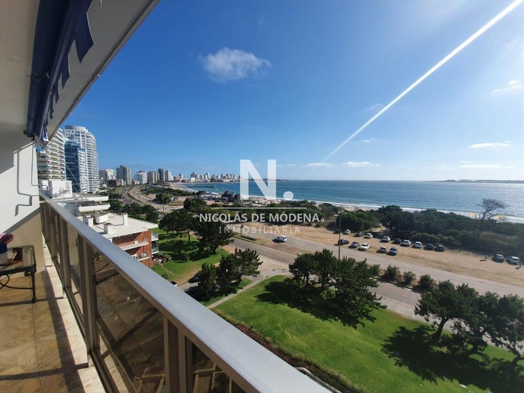 Departamento en venta, 3 dormitorios. Torre