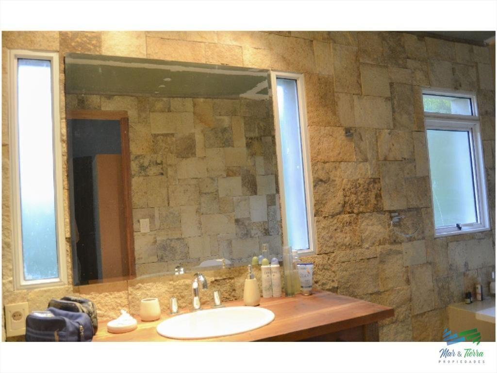 Casa en venta. Excelente zona. Punta del Este.