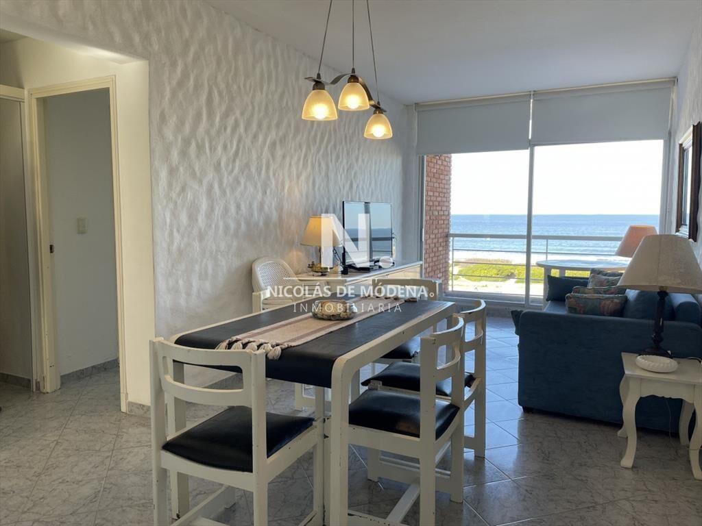 Brava frente al mar - Punta del Este