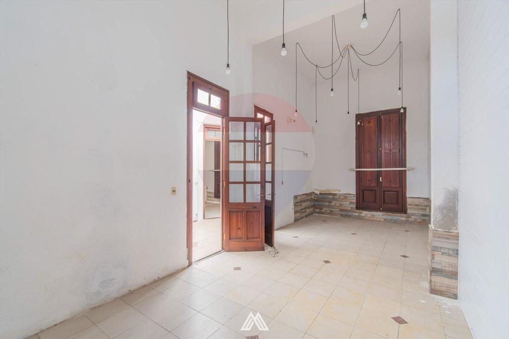 Alquiler de gran casa  centro de Pando