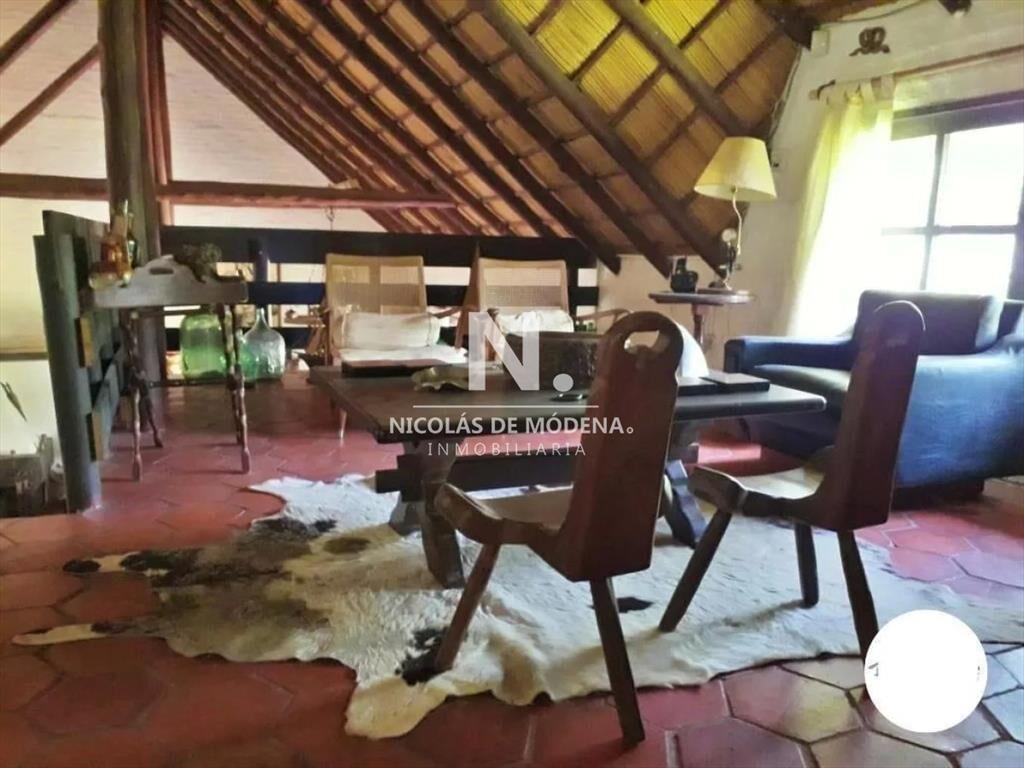 Hermosa casa en venta, Pinares Punta del este