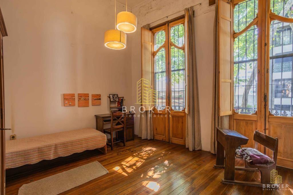 Venta Casa en Centro Montevideo, 4 dormitorios y
