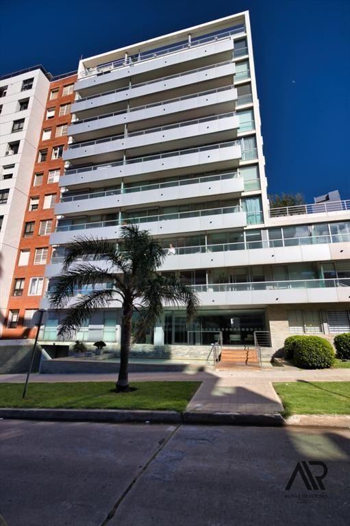 Apartamento en venta 3 dormitorios c/ cochera en Malvin