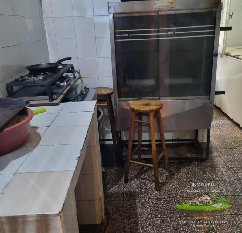 Venta de llave de pollería y rotisería en Malvin Norte