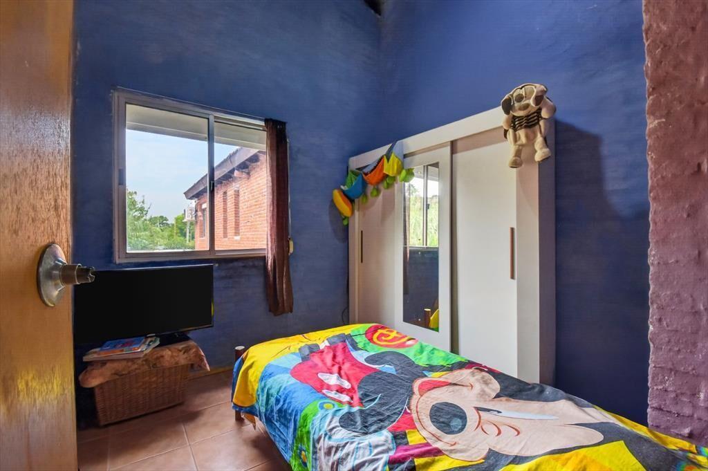 Casa 3 dorm. Cooperativa. Patio y cochera. Cuota accesible.