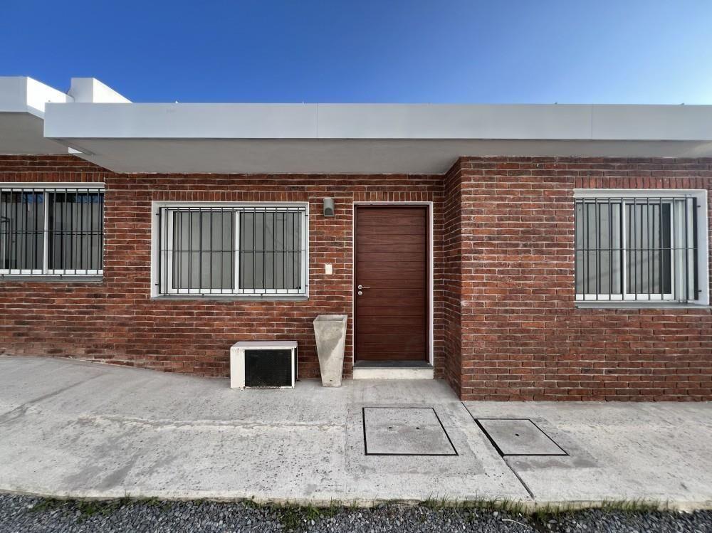 Venta casa 2 dorm en Sayago, Luis Giralt esq. Camino Ariel