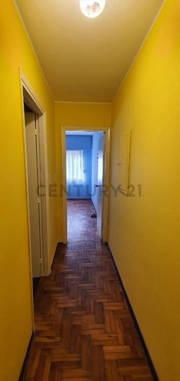 VENTA Apartamento CENTRO 2 dormitorios, frente con balcon...