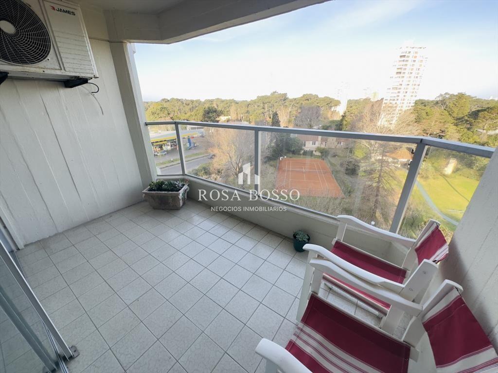 Venta de Apartamento de 2 dormitorios Roosevelt