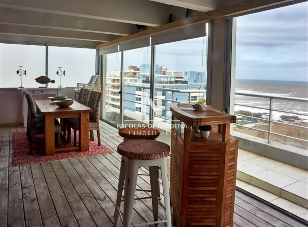 Venta Apartamento Penthouse, 2 Dormitorios, Punta