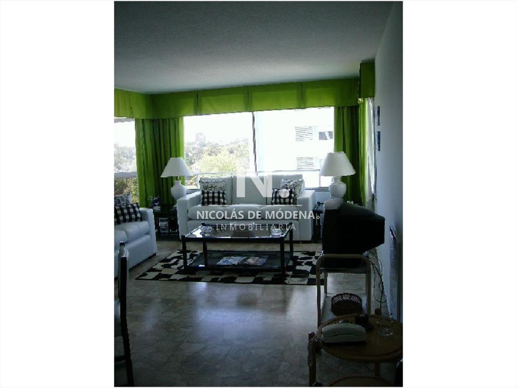 Venta apartamento en Playa Mansa 2 dormitorios