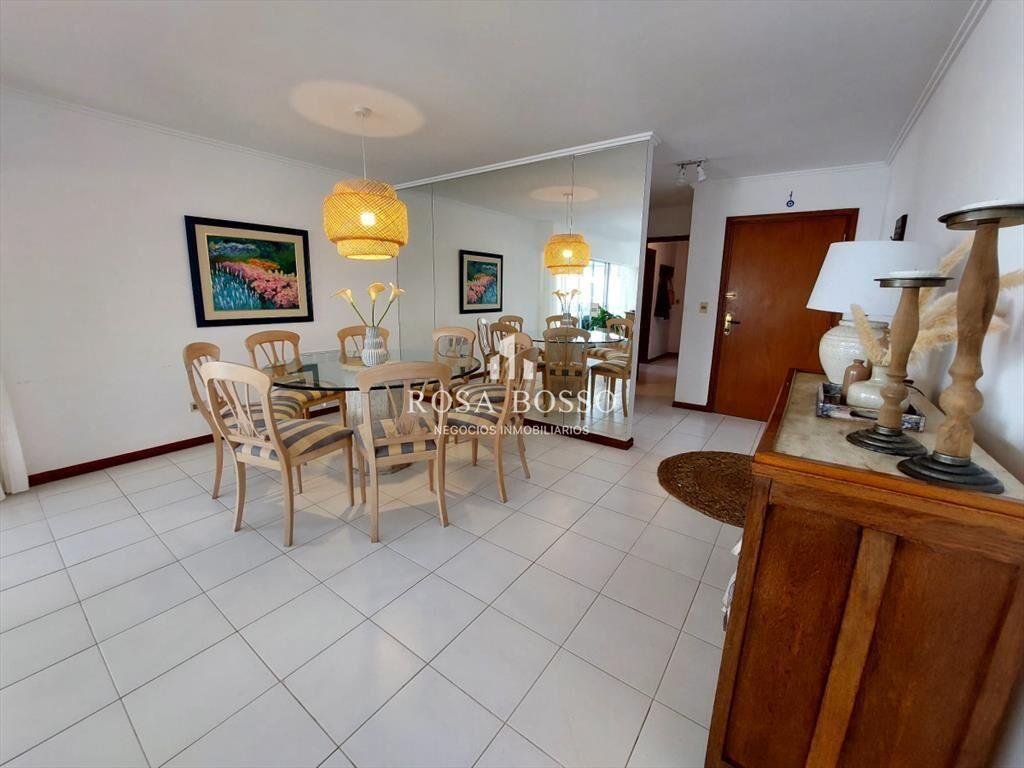 Apartamento de 3 suite y dependencia en VENTA