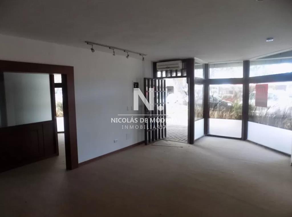Local comercial en venta en excelente ubicacion.
