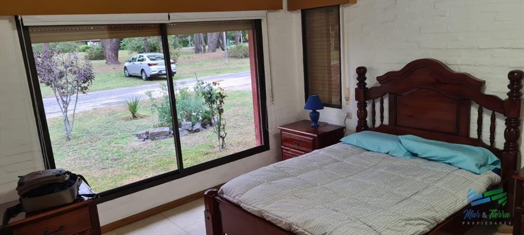En venta Casa de 4 dormitorios en Playa Mansa,