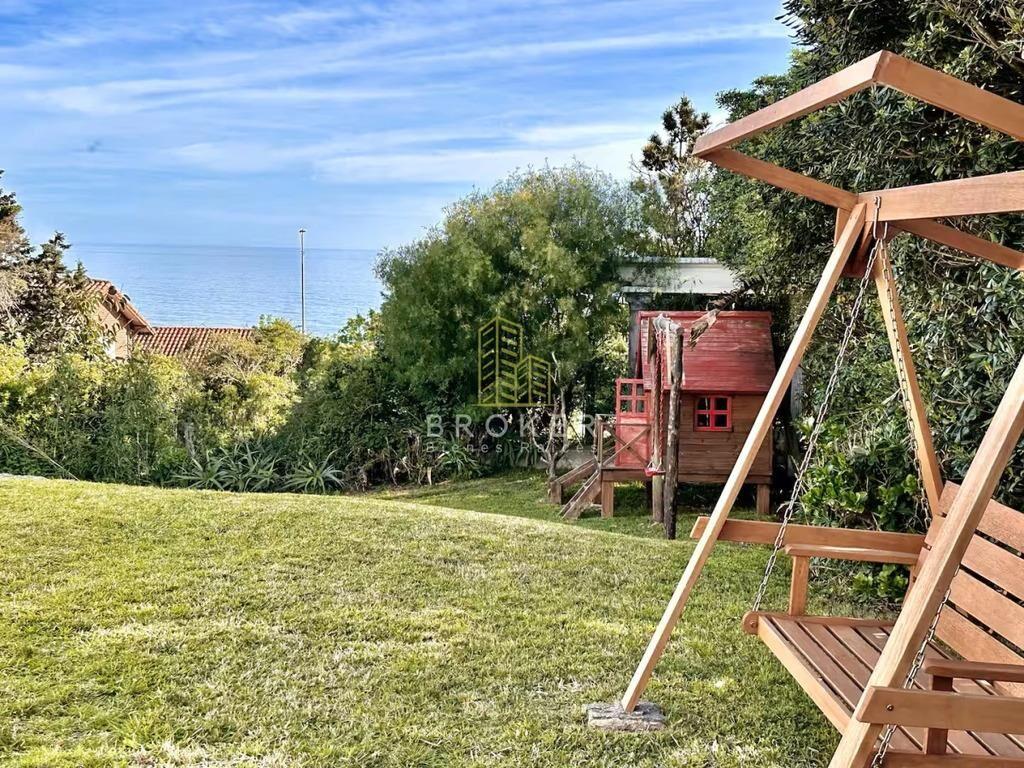 Venta Casa Punta del Este 4 Dormitorios a Pasos