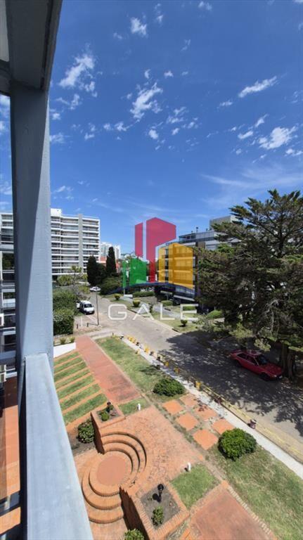 Alquilo departamento en Punta del Este