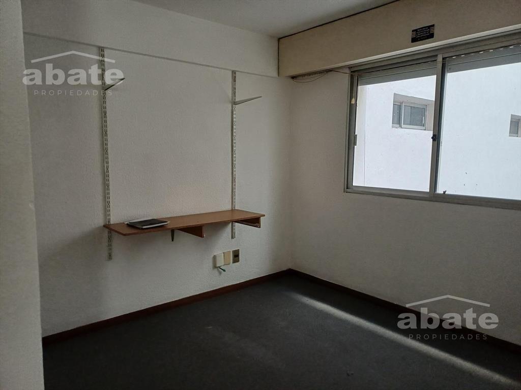 Venta de Apartamento de 2 dormitorios con garage en Cordón,
