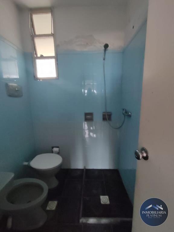 Venta de apartamento de 4 dormitorios y 2 baños en Unión