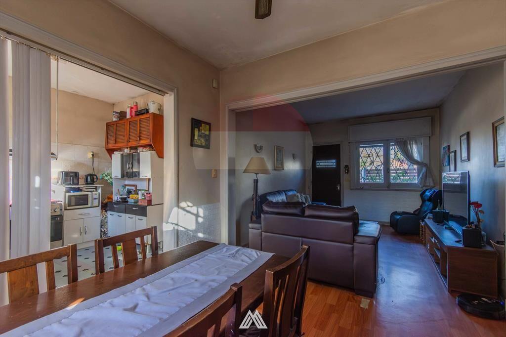 VENTA 2 CASAS EN MALVÍN SUR
