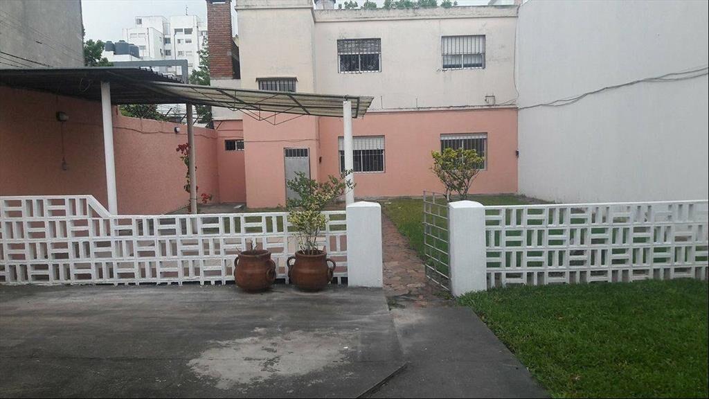 VENTA PADRÓN ÚNICO IDEAL 2 FAMILIAS ADMITE ALTURA