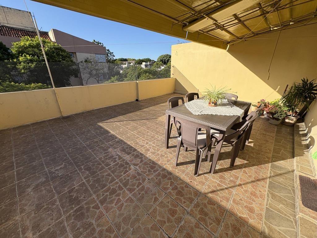 Venta de Apartamento con 2 dormitorios y terraza en Bella Vi