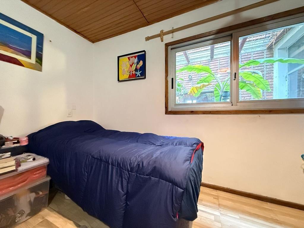 VENTA CASA MALVIN 4 DORM, BALCÓN, PATIO Y BARBACOA