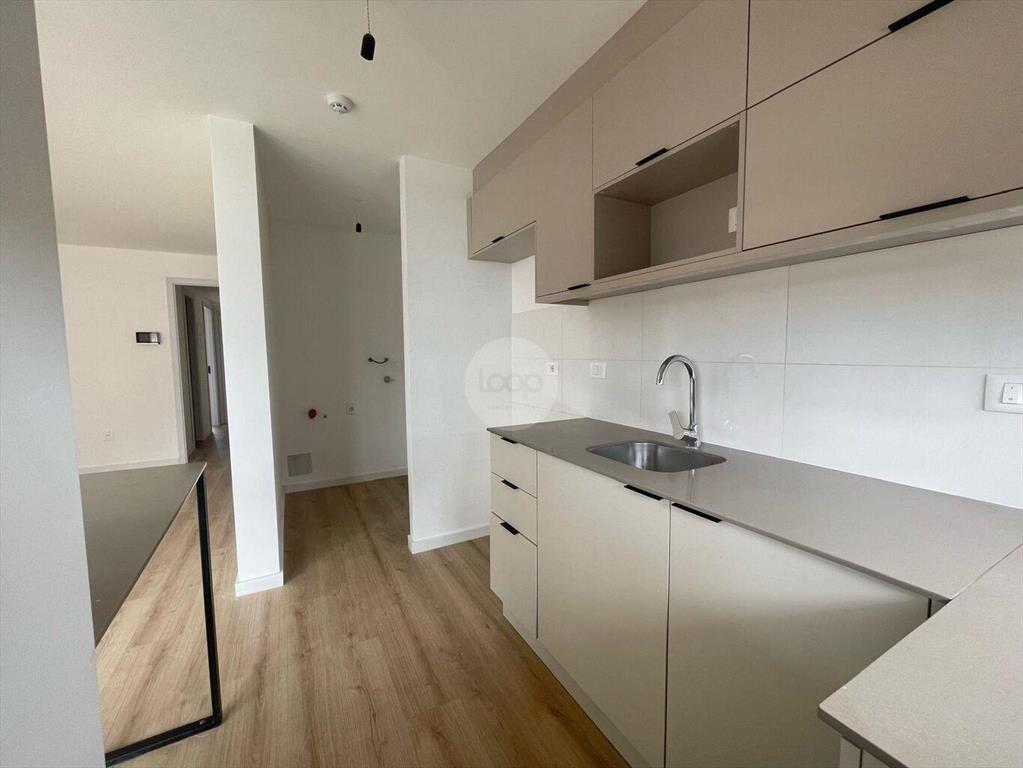 APARTAMENTO A ESTRENAR CON TERRAZA