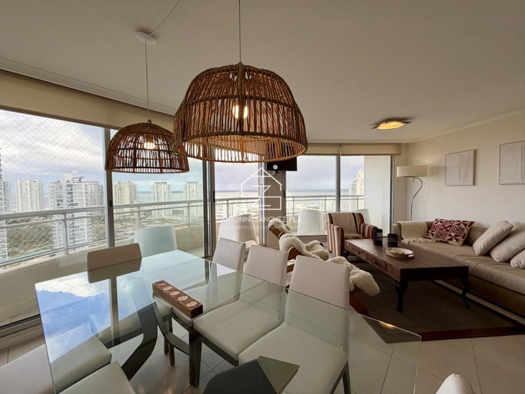 Alquiler apartamento tres dormitorios Punta del