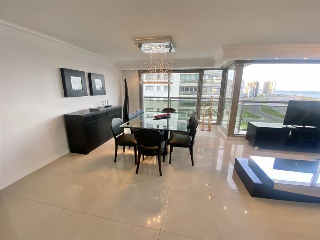 VENTA APARTAMENTO 3 DORMITORIOS Y DEPENDENCIA DEL