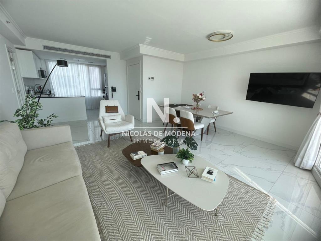 Hermoso apartamento en torre de categoría