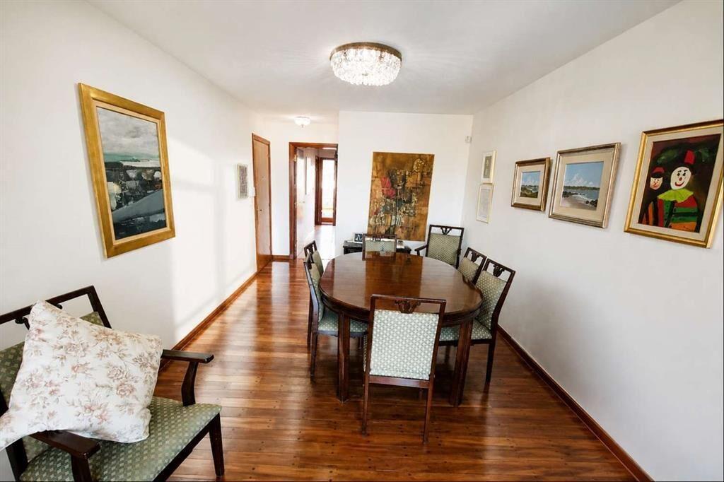 Venta Apartamento Pocitos 2 Dormitorios 2 Baños Garaje