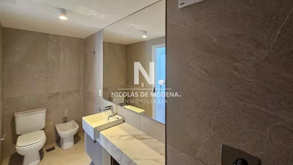 Venta Apartamento de 2 Dormitorios Con Vista a la