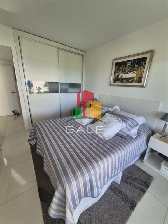 Apartamento en venta primera linea Playa Mansa Punta del Es