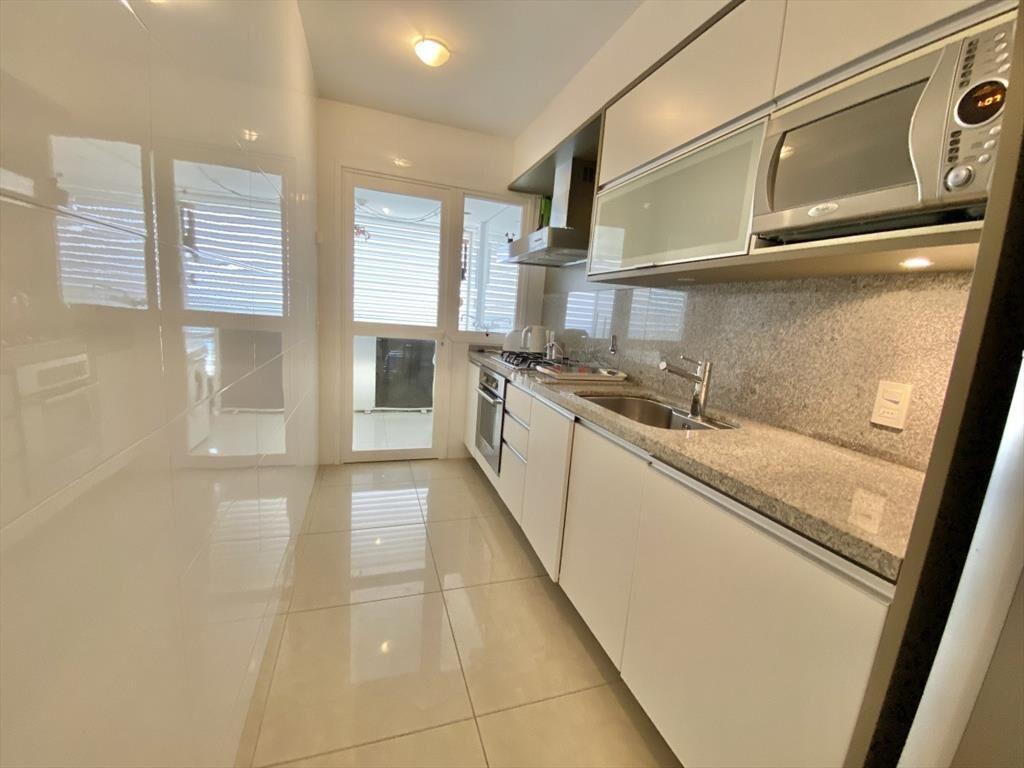 ALQUILER ANUAL APARTAMENTO 3 SUITES EN AQUARELA PUNTA DEL E