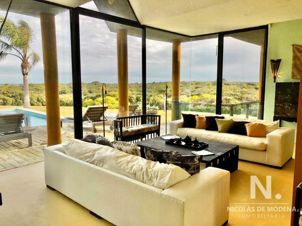 Venta De Casa En Jose Ignacio Con Vista Al Mar, Punta Del E