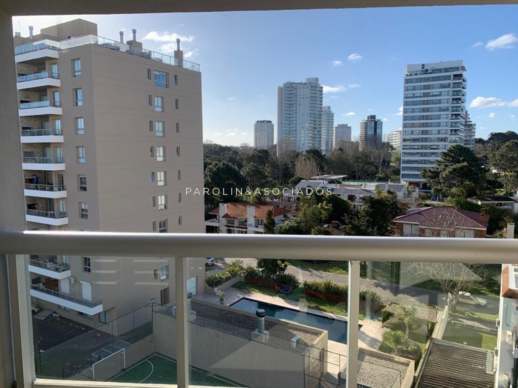 Apartamento en venta de 3 dormitorios en Brava
