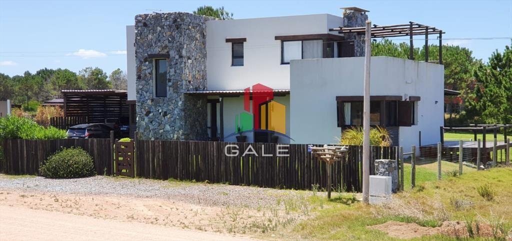 Casa en venta de 4 dormitorios en Jose Igancio